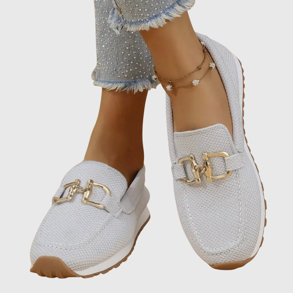Klassiska, vadderade, casual slip-ons för kvinnor