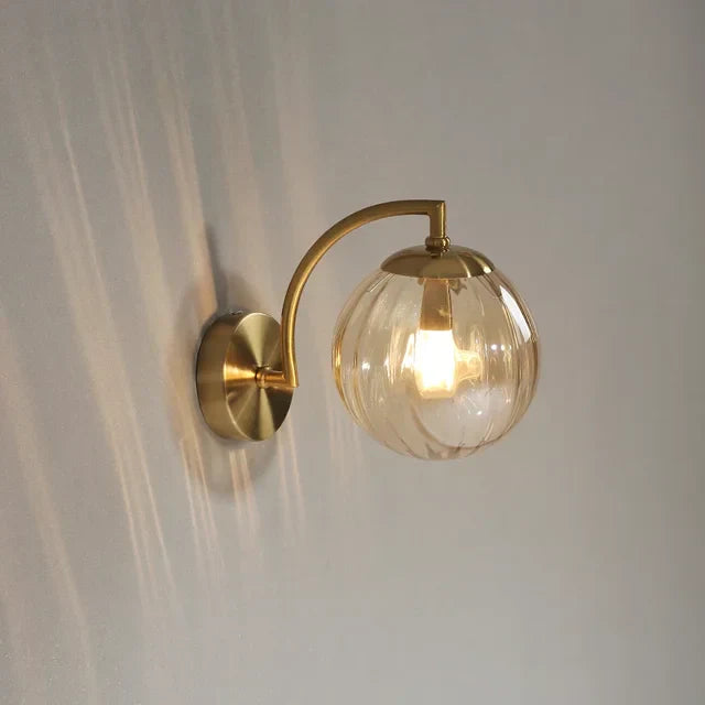 LumiCrystal - Modern vägglampa i glas