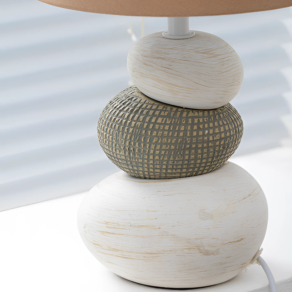 LumeSoft LED-bordslampa – mysig belysning med elegant tygskärm