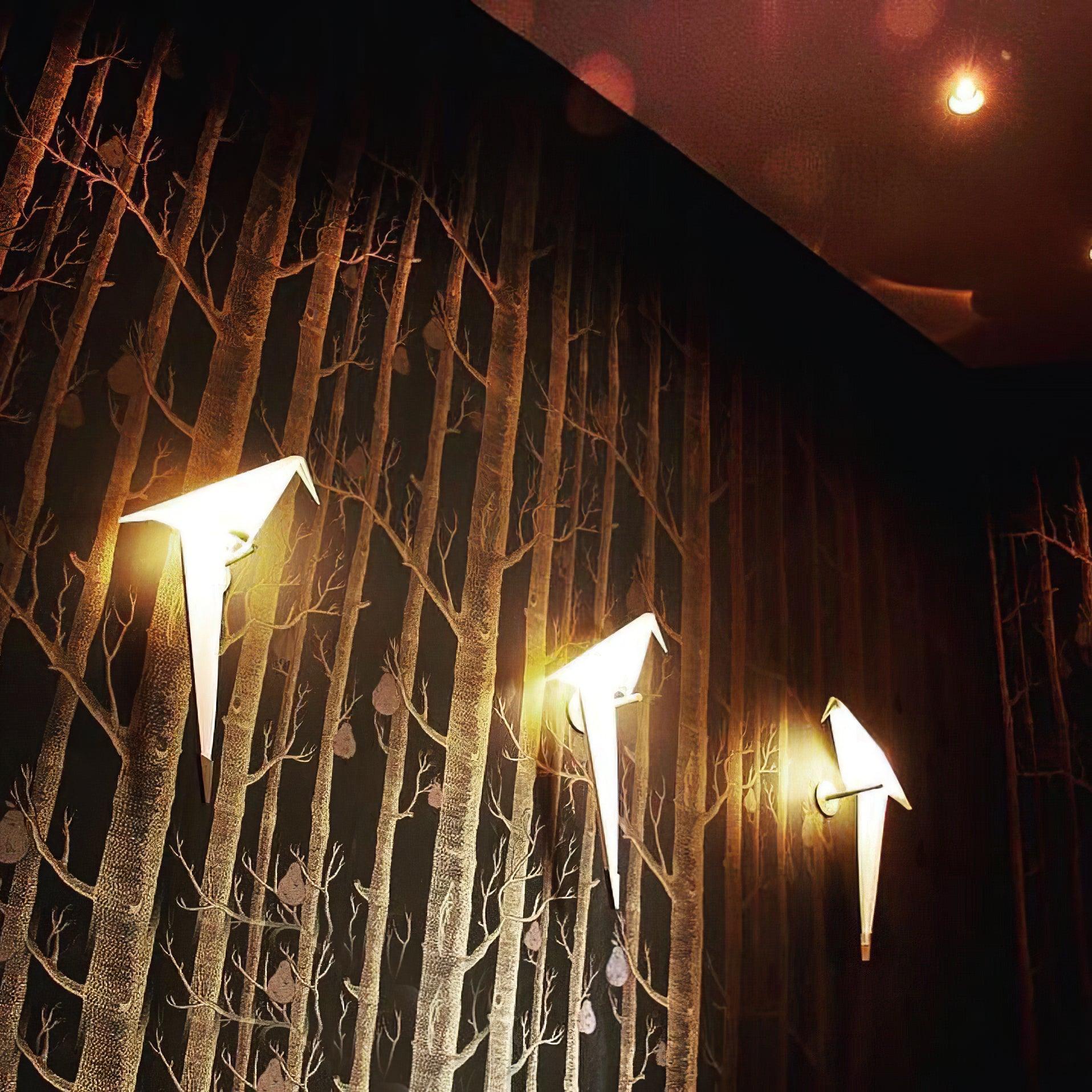 Elegant fågelinspirerad vägglampa – Artistic Nature vägglampa