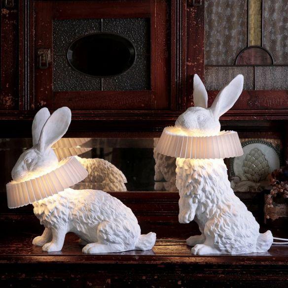 Nyckfull Bunny Glow Bordlampa – Modern djurinspirerad nattlampa