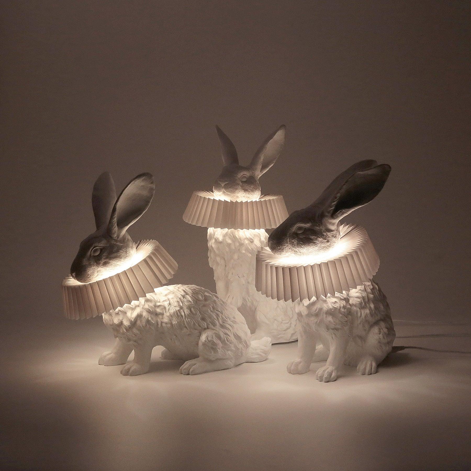 Nyckfull Bunny Glow Bordlampa – Modern djurinspirerad nattlampa
