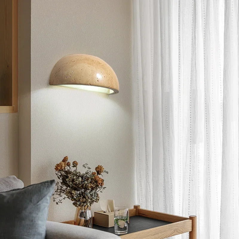 Halvcirkelformad LED-vägglampa – Elegant och modern armatur för heminredning