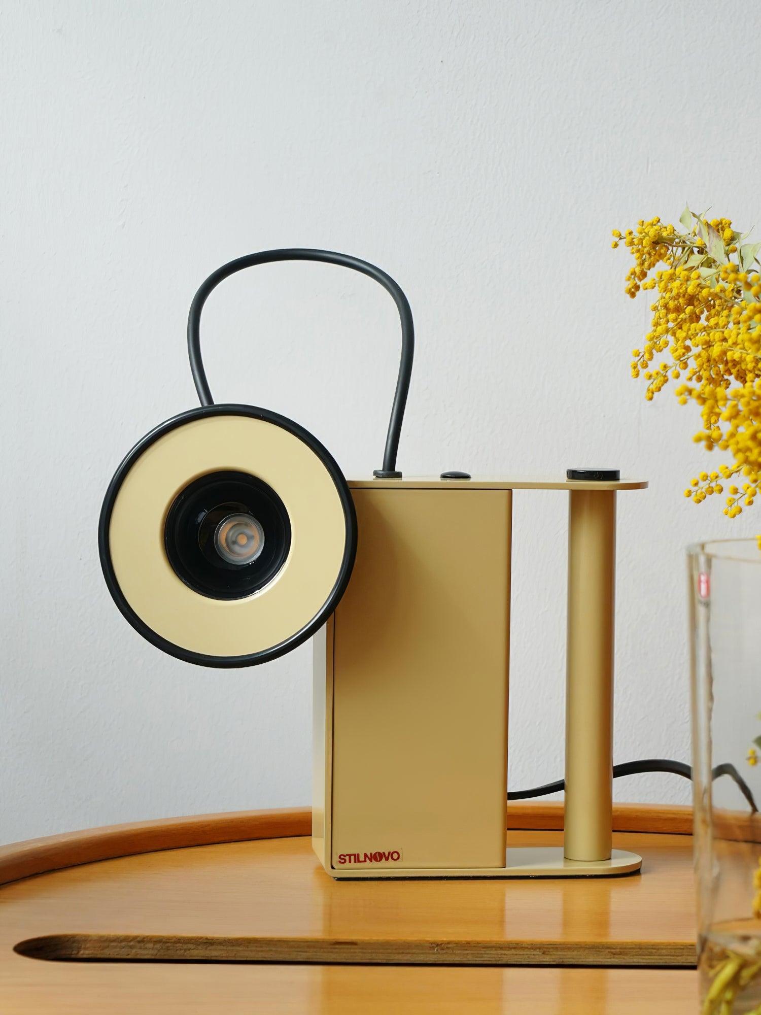 Gammaldags kamerabordslampa - Snygg LED-lampa för kontor och heminredning