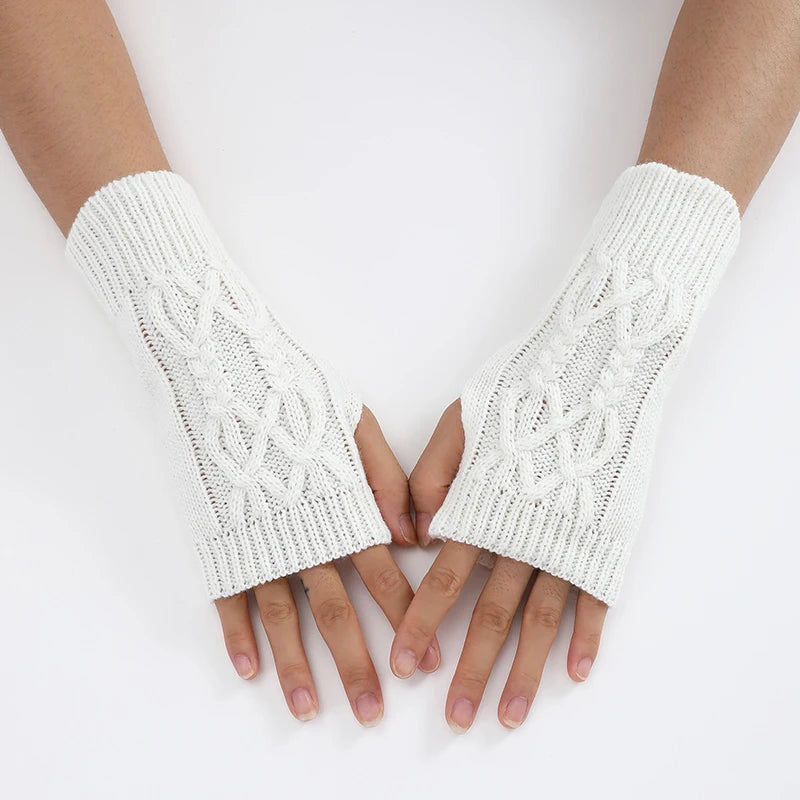 Långstickade armvärmare - Unisex fingerlösa vinterhandskar med stretchig kabeldesign