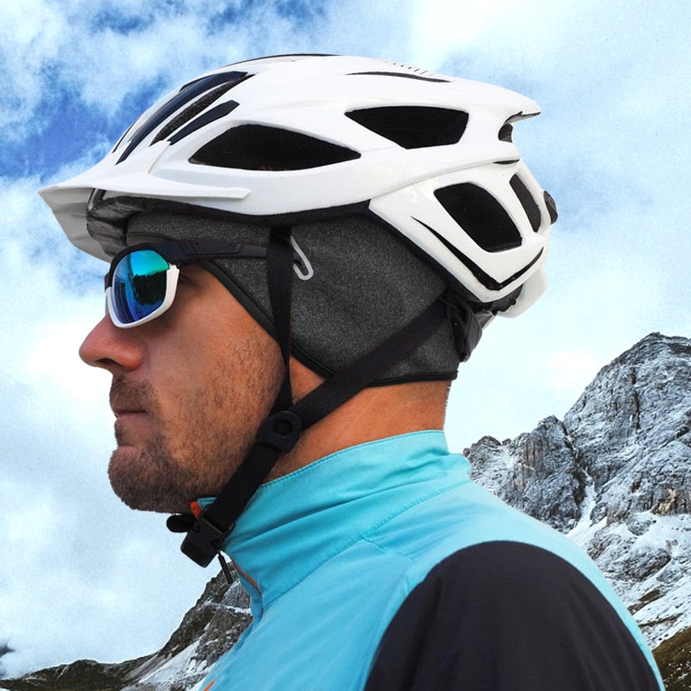 Slim Thermal Beanie – Idealisk mössa för kallt väder och hjälmbruk