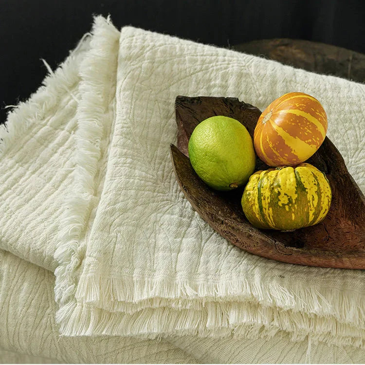 Mjuk muslinfilt i bomull med snyggt mönster och dekorativa tofsar – Mysig hemfilt