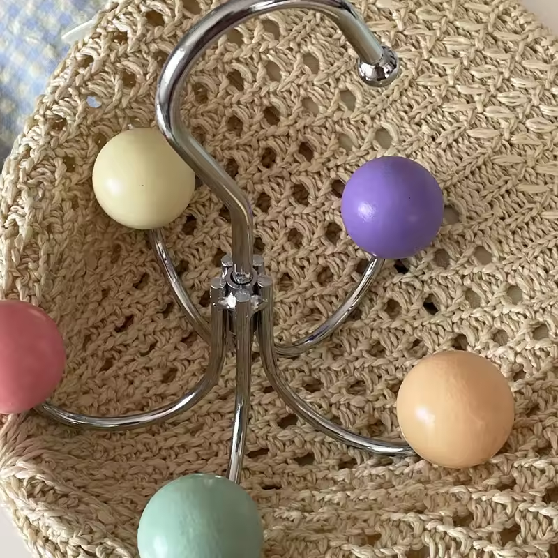 Skandinavisk väggkrok – Minimalistisk förvaringslösning för heminredning