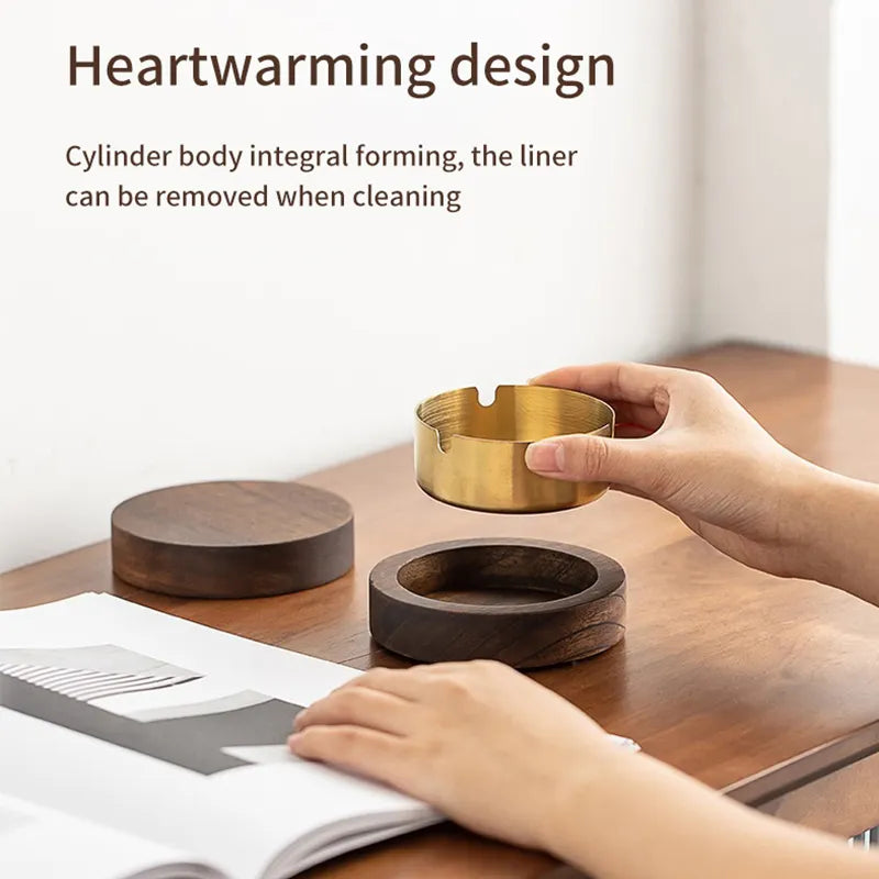 Premium askkopp i trä med vindtät design – Elegant röktillbehör för hem och kontor