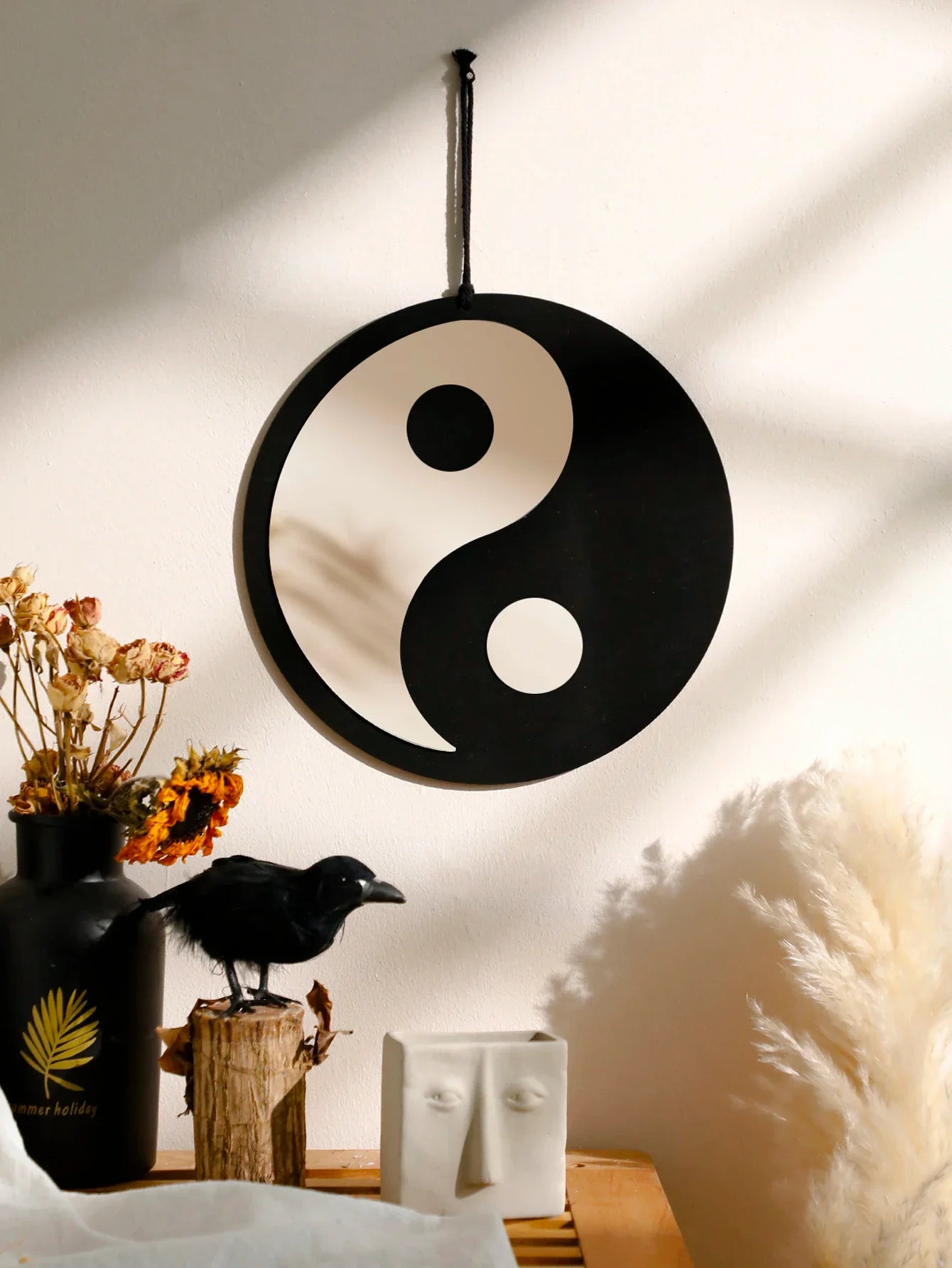 Handgjord Yin Yang träväggspegel - Zen-inspirerad heminredningsdekor