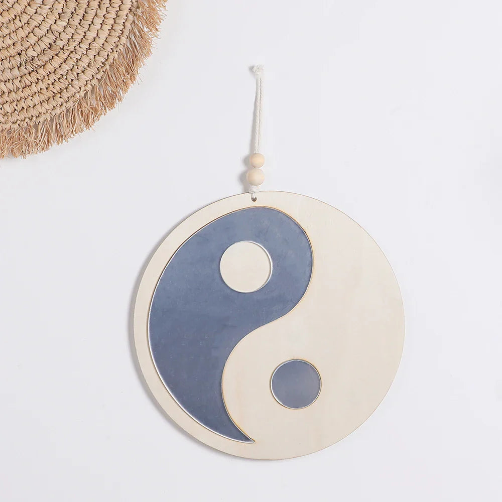 Handgjord Yin Yang träväggspegel - Zen-inspirerad heminredningsdekor