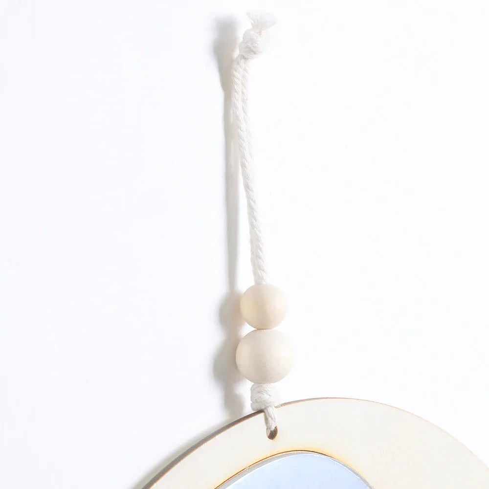 Handgjord Yin Yang träväggspegel - Zen-inspirerad heminredningsdekor