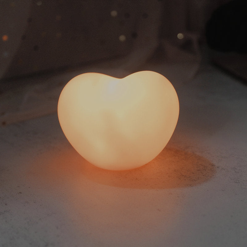 Luminous Heart LED-bordsnattlampa – Chic silikonglöd