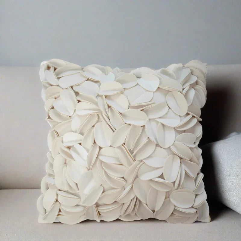 Romantiskt blommigt kuddfodral – Elegant kudddekoration inspirerad av kronblad