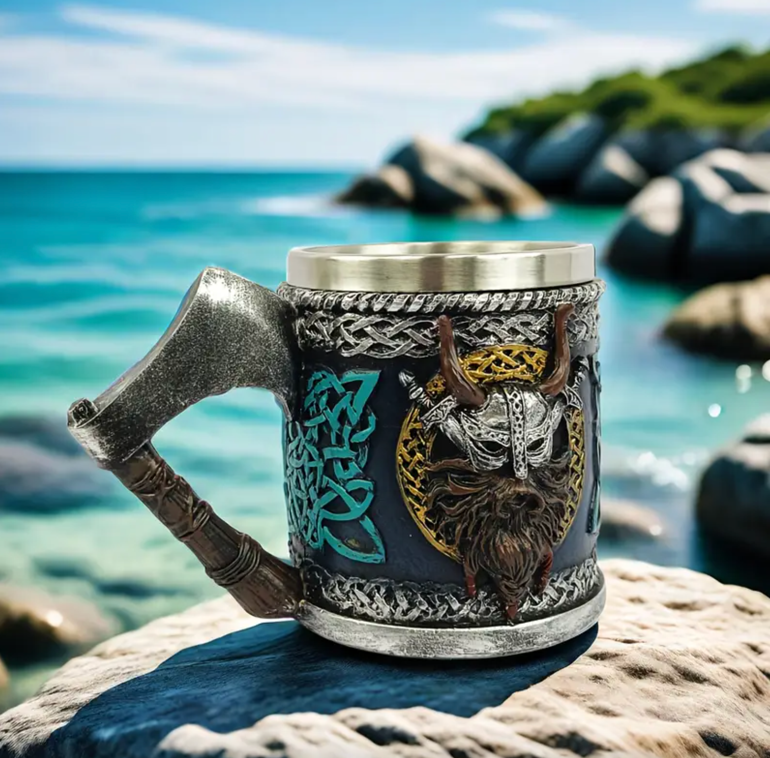Nordisk krigare keramisk mugg — Robust vikingastil