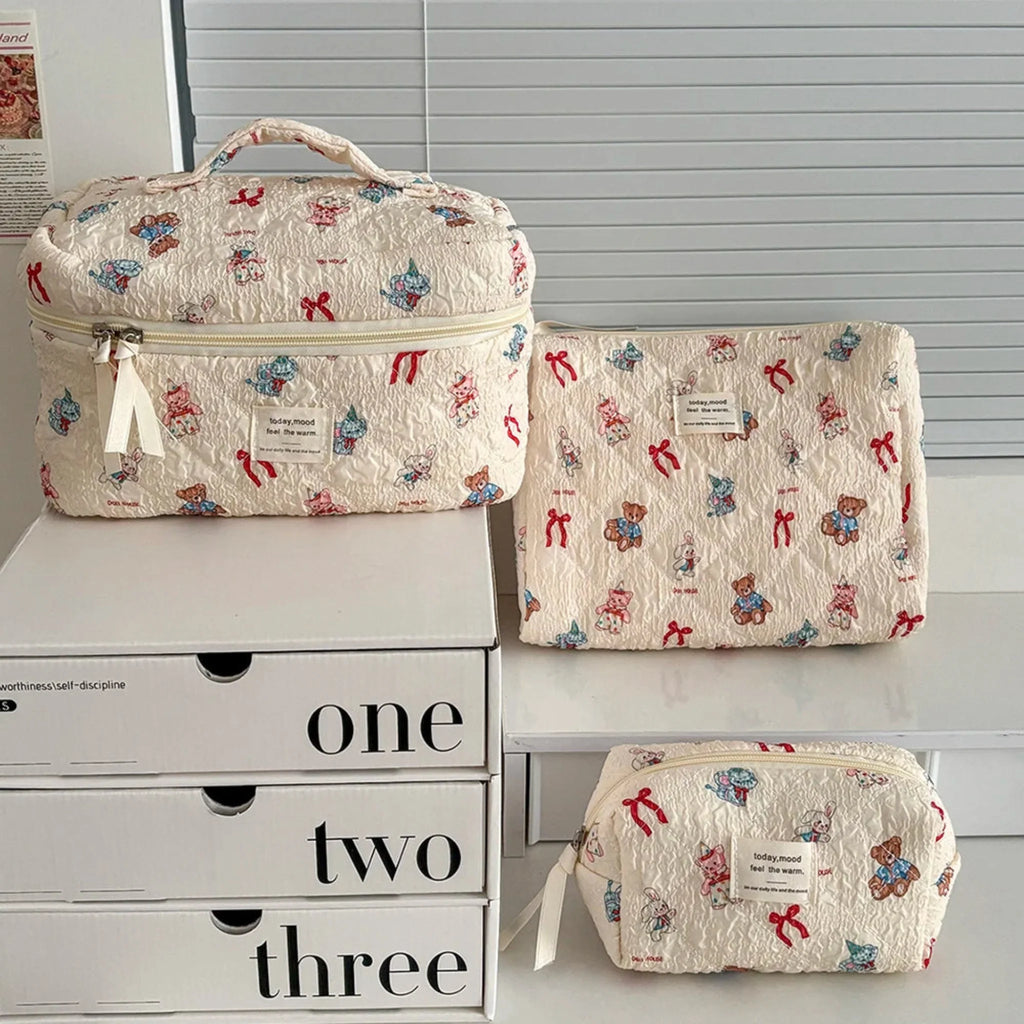 Packkubset med tecknade djur – Rolig förvaring av kläder, toalettartiklar och utrustning på resor