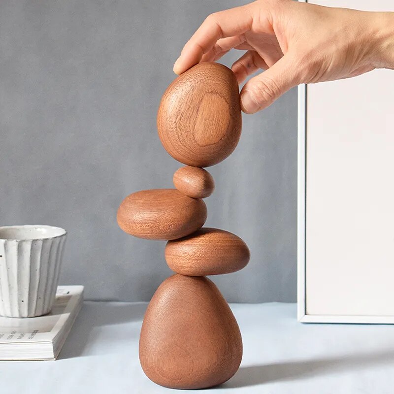 Zen Harmony träskulptur – modern minimalistisk inredning för ett lugnt utrymme