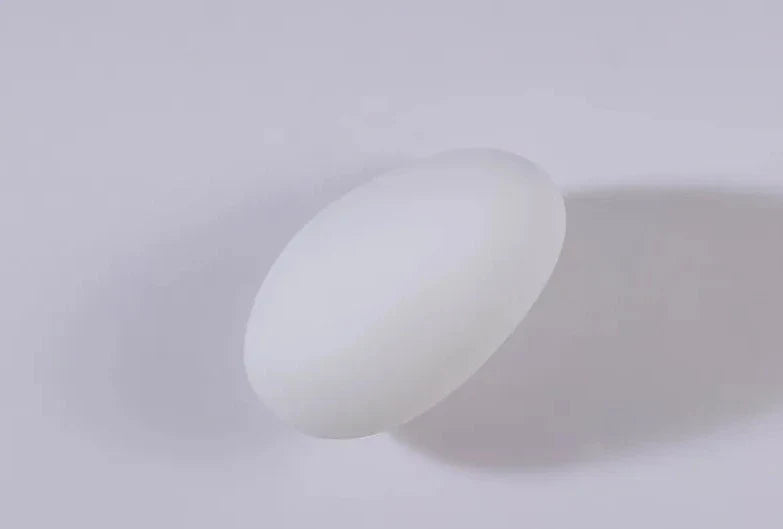 Färgglad vägglampa i glas - Konstnärlig accentbelysning för vardagsrum