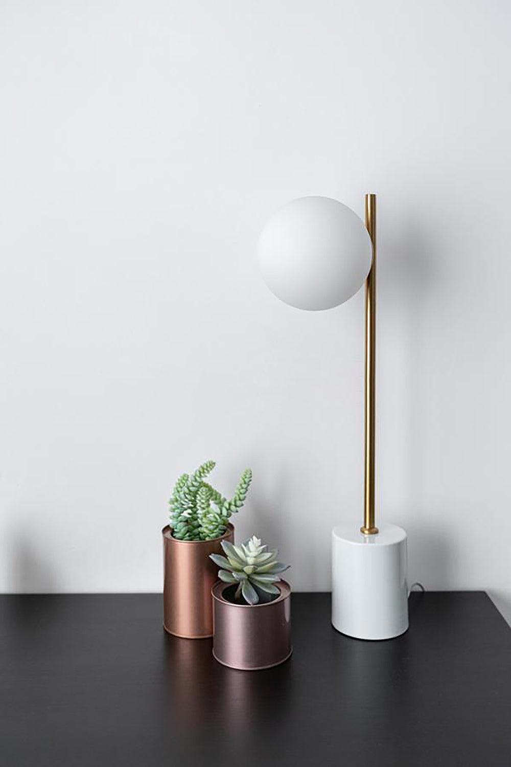 Minimalistisk globbordslampa - Elegant bordslampa med stång