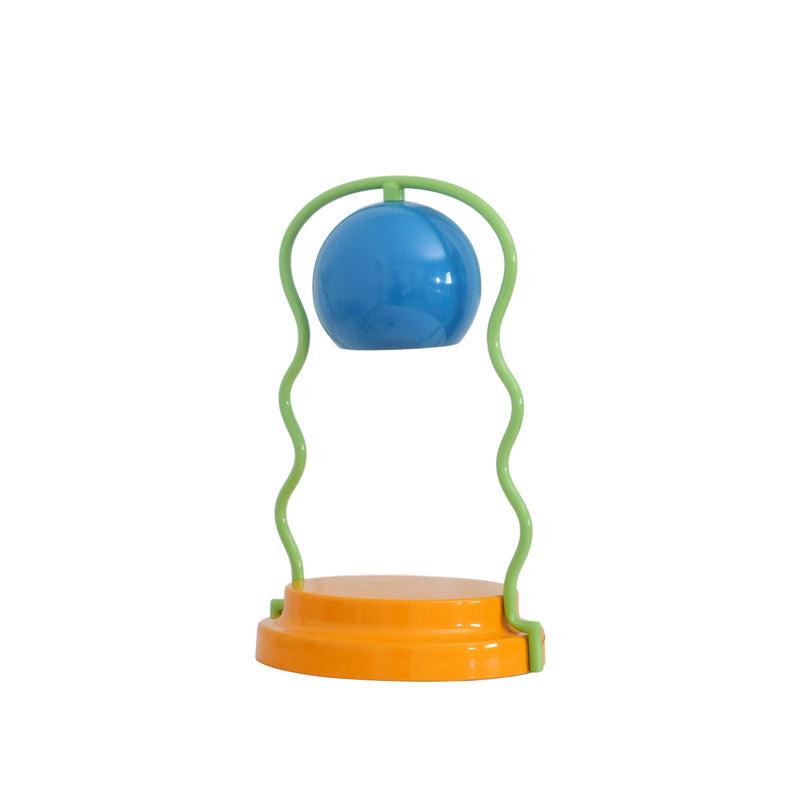 S-formad modern lampa - Dekorativ bords- och sänglampa