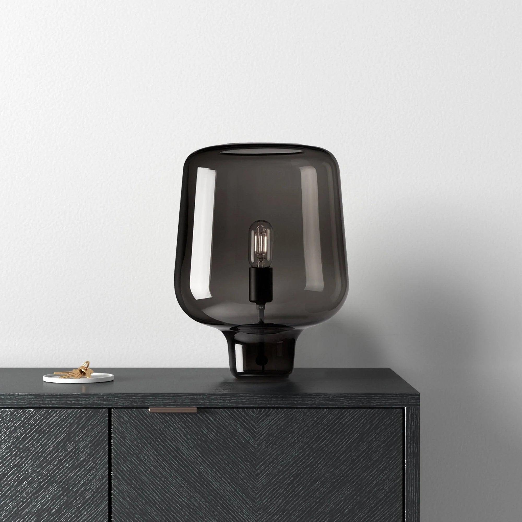 Modern, klar bordslampa – Premium bordsbelysningsinredning