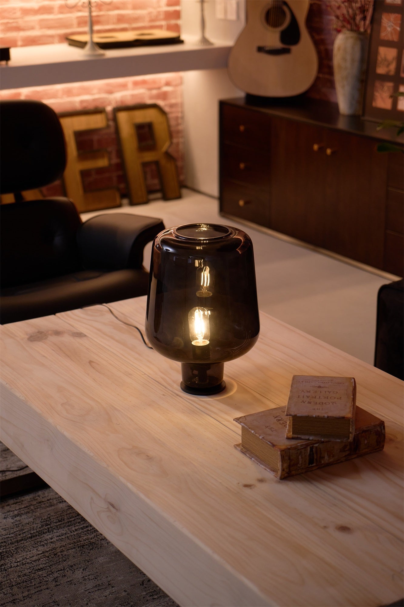 Modern, klar bordslampa – Premium bordsbelysningsinredning