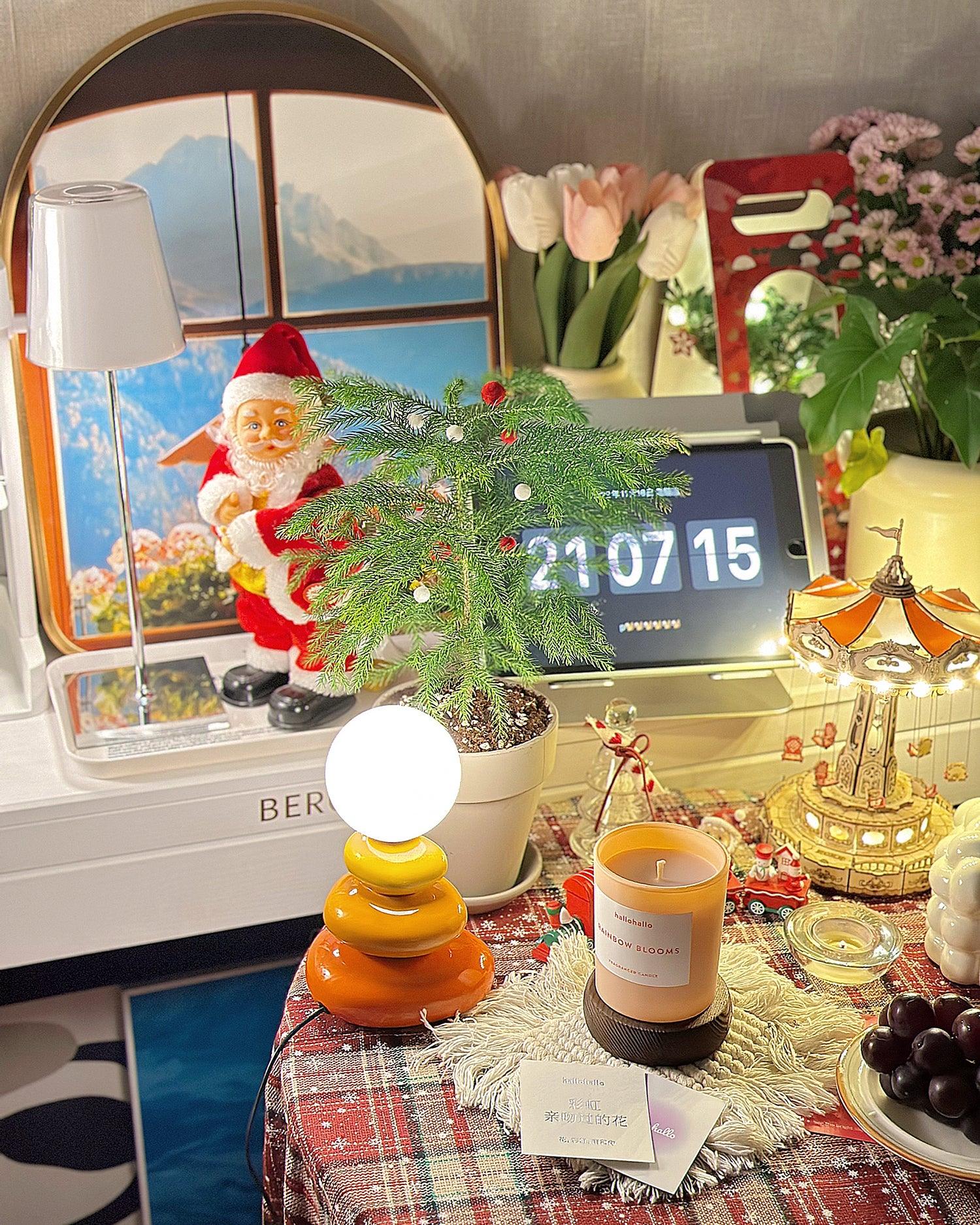 Skulpterad trippelformad bordslampa – Elegant modern accentbelysning