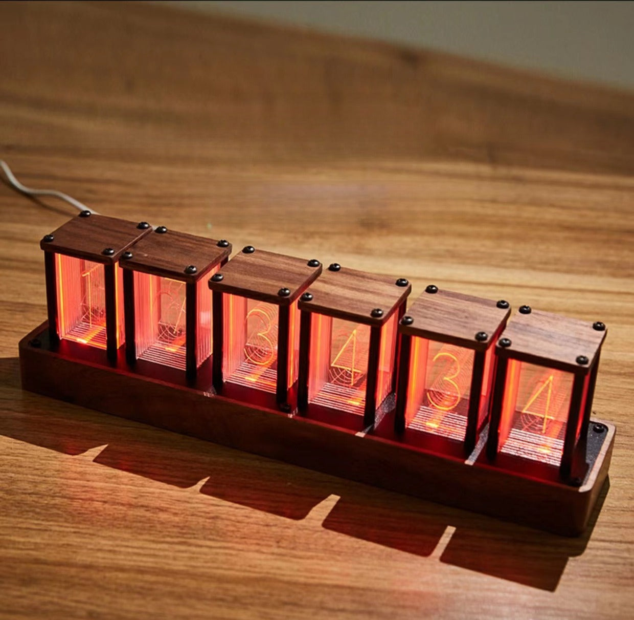 GlowEra – Retroinspirerad LED Nixie-rörklocka