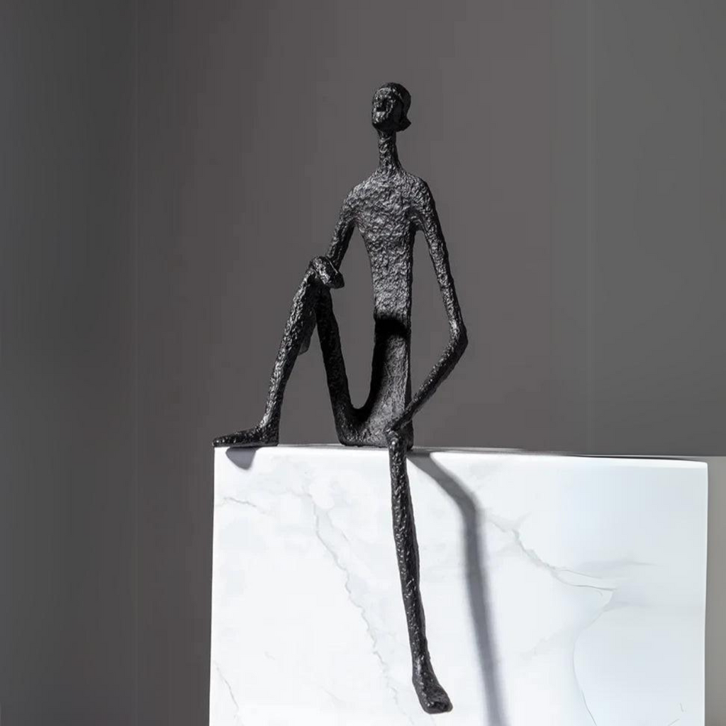 Luan-inspirerad konstprydnad – Minimalistisk skulptur för modern heminredning