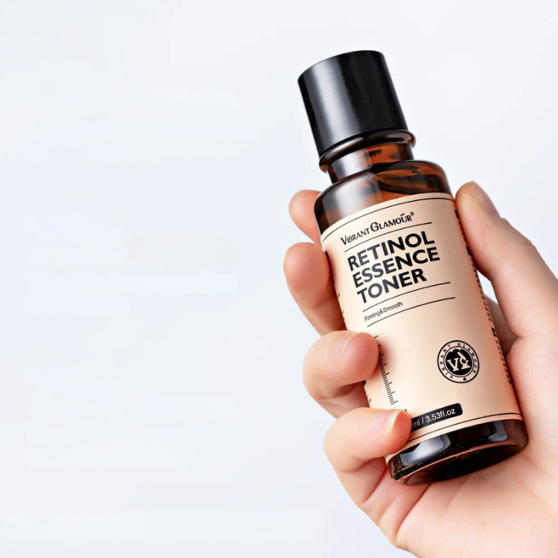 Essence Serum - Ljusgörande, uppstramande och djupgående återfuktande vård för strålande hud