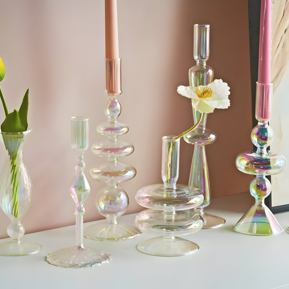 Handgjord ljusstake i målat glas – Färgglad heminredningsdekor