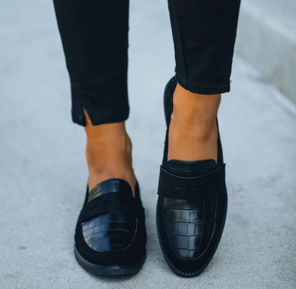 Formella slip-on-skor för kvinnor