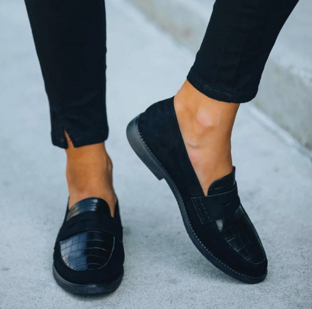 Formella slip-on-skor för kvinnor