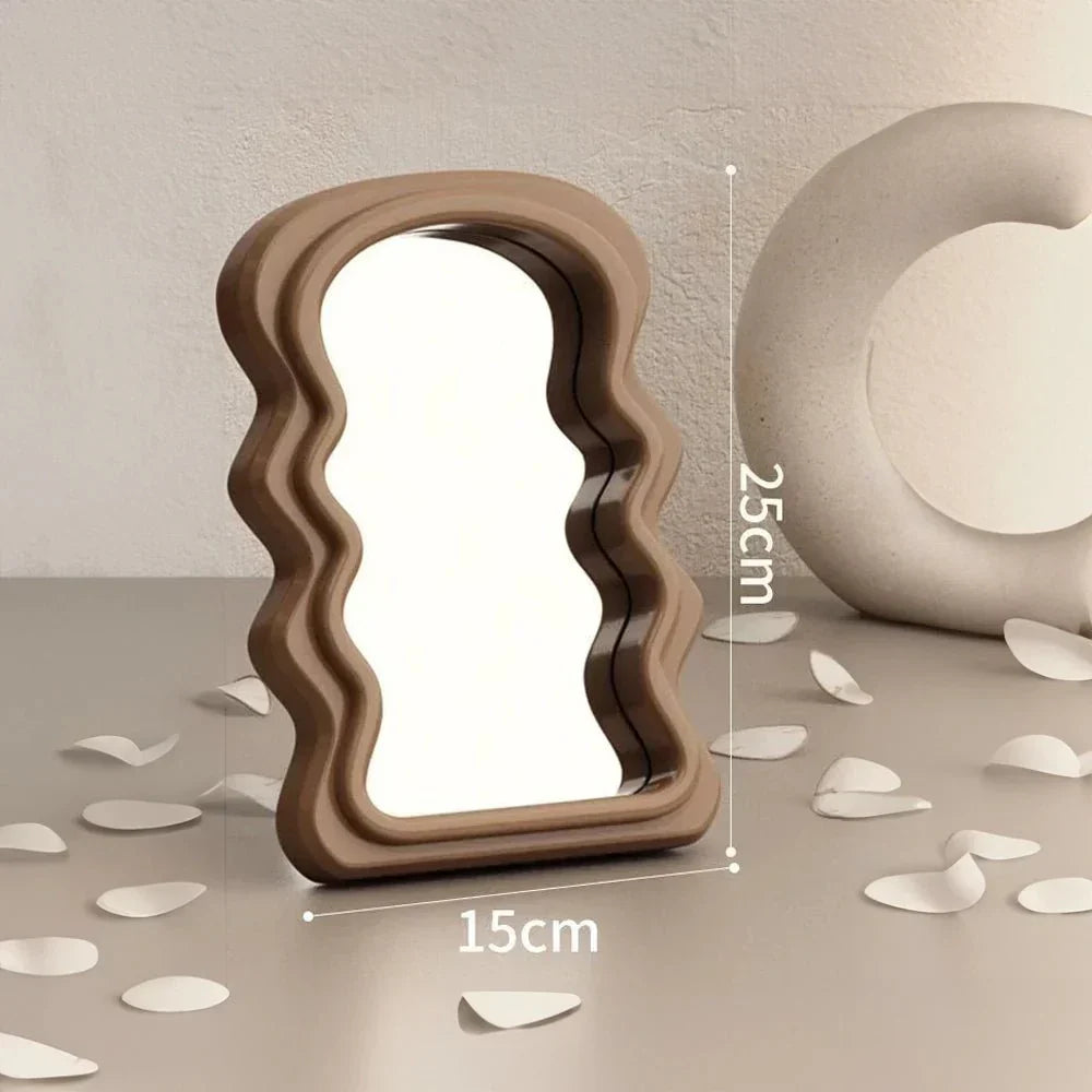 AuraGlow Cloud sminkspegel – Estetisk abstrakt design