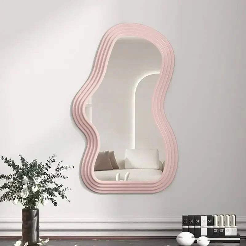 AuraGlow Cloud sminkspegel – Estetisk abstrakt design