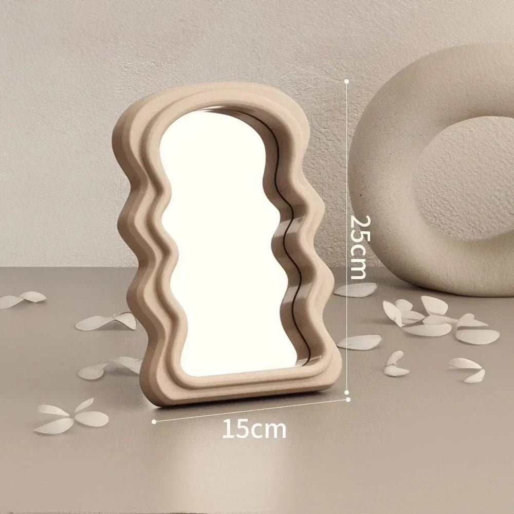 AuraGlow Cloud sminkspegel – Estetisk abstrakt design
