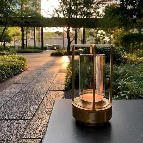 Lyxig och elegant trådlös bordslampa