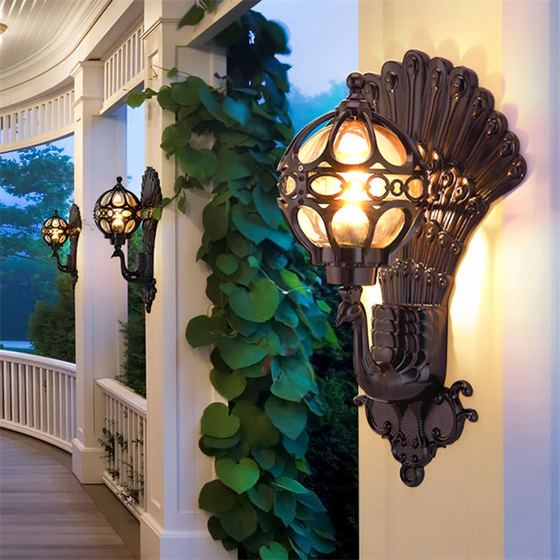 Strålande påfågelinspirerad utomhusvägglampa – Vattentät trädgårds- och uteplatsbelysning