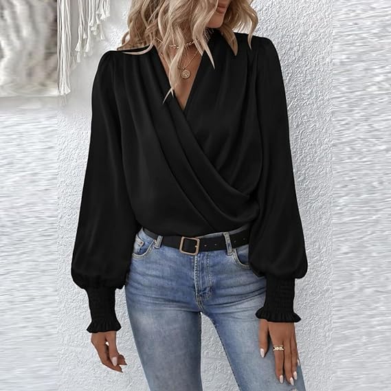 Yvette | V-ringad blus med smockade manschetter - Chic, avslappnad topp