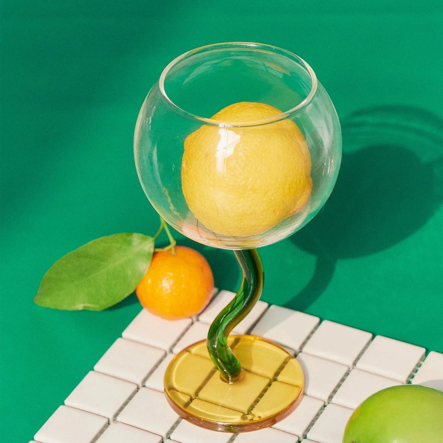 VibranceGlass - Vridet stjälkfärgat glas
