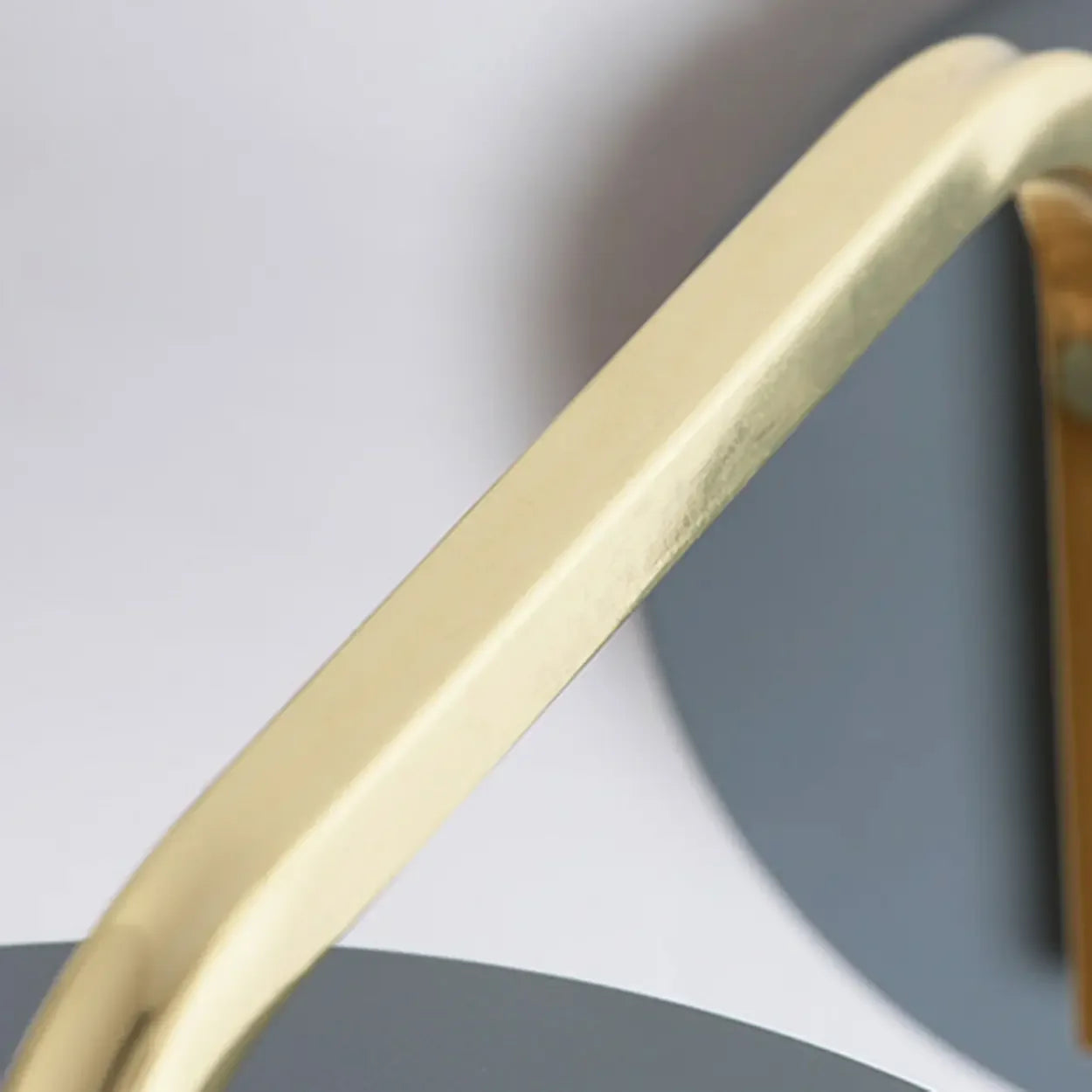 Modern rund LED-vägglampa – justerbar metalllampa