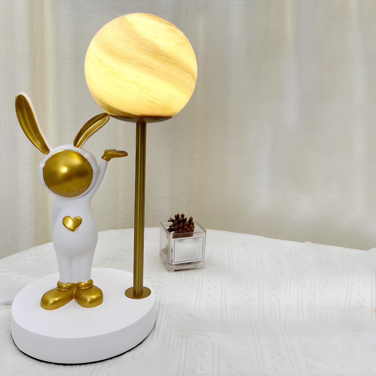 Nyckfull Bunny Globe-bordslampa med glasskärm och metallfot