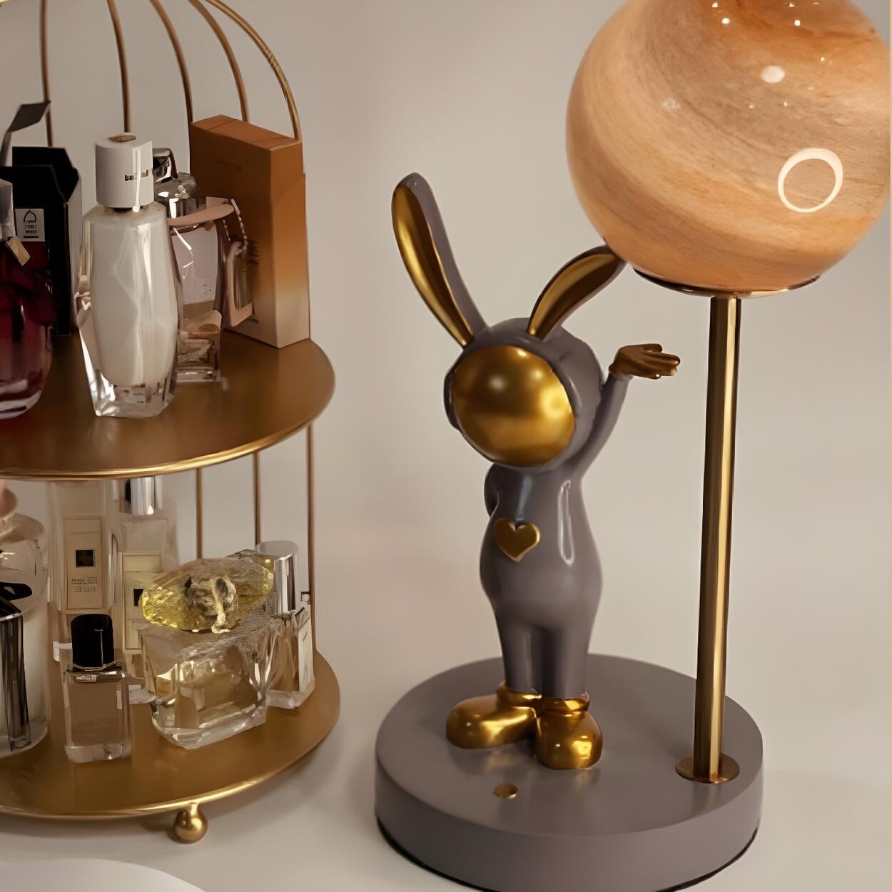 Nyckfull Bunny Globe-bordslampa med glasskärm och metallfot