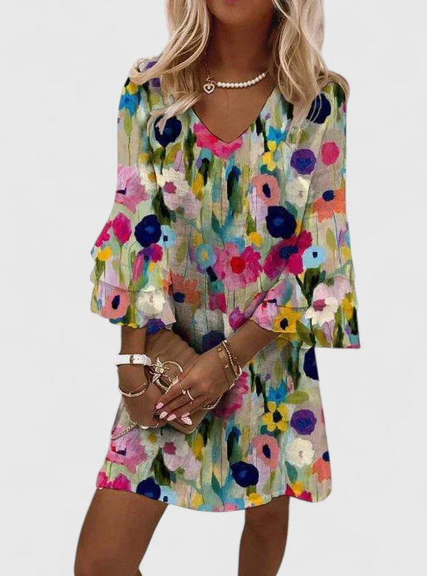 Gunhild | V-ringad, volangärmad, abstrakt blommig miniklänning - målariskt tryck, boho chic