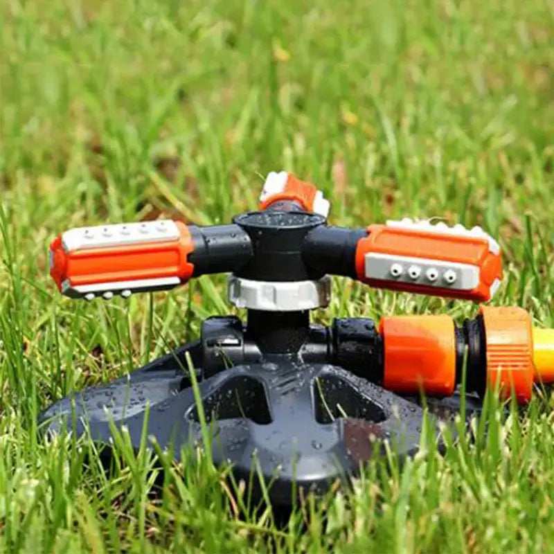 Trippelarmad roterande gräsmattaspridare – Jämnt täckande trädgårdsbevattningssystem