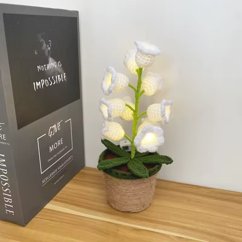 Naturinspirerad stämningsfull bordslampa – Mjukt sken för mysiga utrymmen