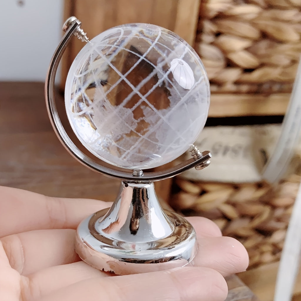 Elegant kristallglobdisplay – Dekorativ heminredning på metallställ, perfekt present till skrivbordet eller vardagsrummet