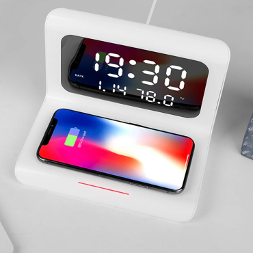 Allt-i-ett trådlös laddningsstation – Snabb 10W effekt med LED-display för telefoner och tillbehör