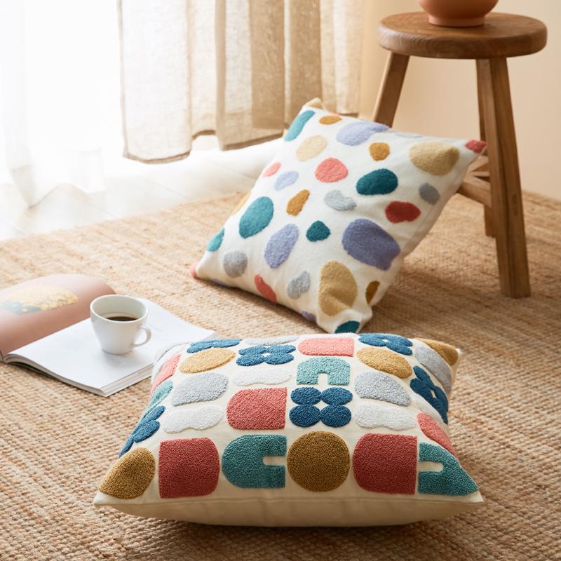 Broderade kuddar i bohemisk stil – Dekorativa kuddar med abstrakt mönster för vardagsrum och sovrum