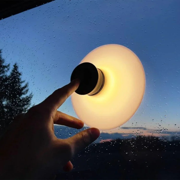 Uppladdningsbar suglampa